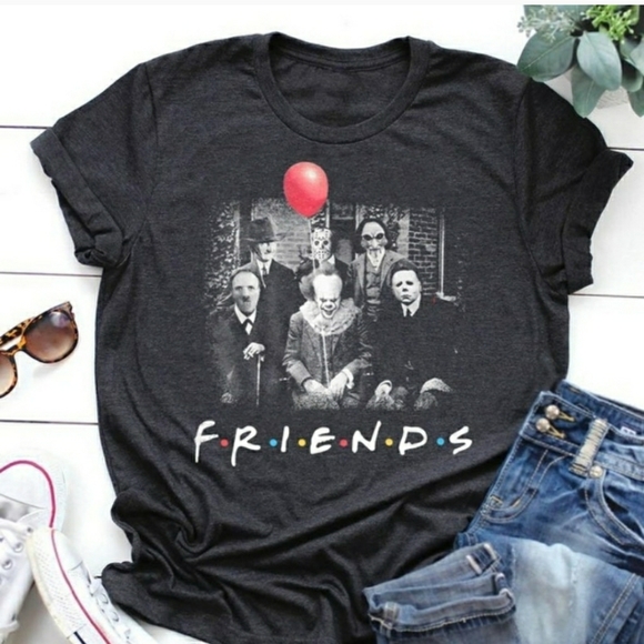 🎈Get this tee while u can!!! Plus sizes🌺 - Picture 1 of 5